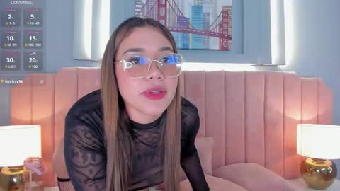 Snapshot of mara_brooks chatting on December 22, 2024, 3:44 am Mara online show from December 22, 2024, 3:44 am