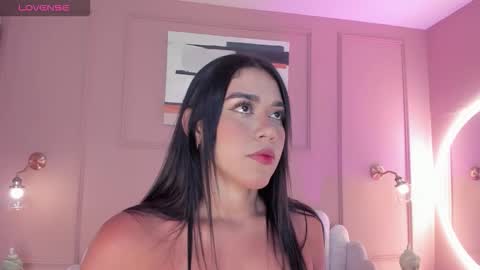 Snapshot of mara_brooks chatting on October 7, 2025, 6:49 pm Mara online show from October 7, 2025, 6:49 pm