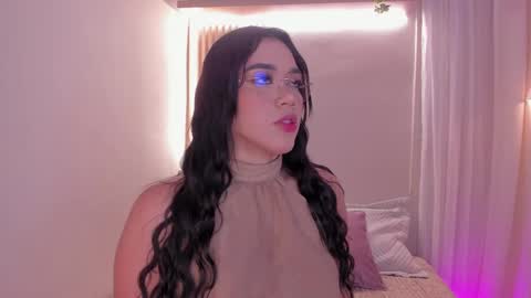 Snapshot of mara_brooks chatting on November 12, 2025, 12:55 am Mara online show from November 12, 2025, 12:55 am