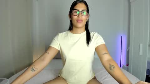 Snapshot of maragirl chatting on June 8, 2026, 6:08 pm Mara online show from June 8, 2026, 6:08 pm