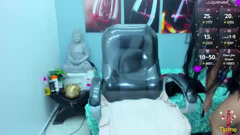 Snapshot of marcella_hill chatting on February 21, 2025, 5:42 pm Marcella Hill online show from February 21, 2025, 5:42 pm