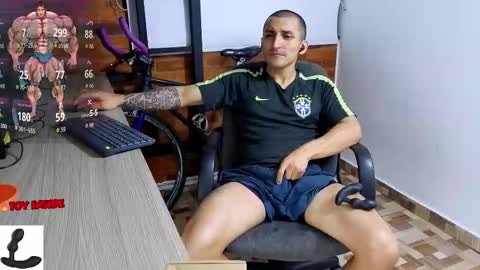 Marck  Independent model  online show from November 4, 2025, 12:54 am