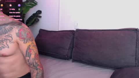 Snapshot of marco_allison43 chatting on April 20, 2026, 5:37 pm marco_allison43 online show from April 20, 2026, 5:37 pm