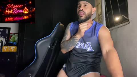 marco_aure online show from March 30, 2026, 4:46 am