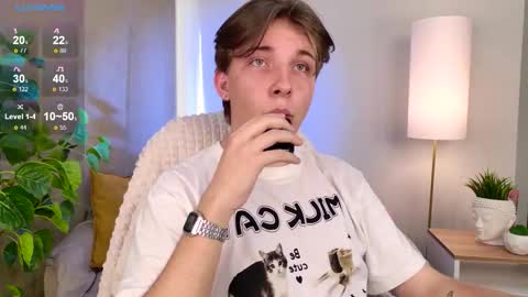 Snapshot of marcus_euphoria chatting on September 28, 2025, 1:27 pm Marcus online show from September 28, 2025, 1:27 pm