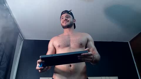 marcus_lafourt online show from December 6, 2024, 6:50 pm