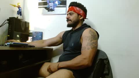 Snapshot of marcus_phoenix chatting on February 28, 2025, 5:04 am Marcus online show from February 28, 2025, 5:04 am