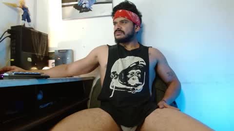 Snapshot of marcus_phoenix chatting on March 3, 2025, 5:42 am Marcus online show from March 3, 2025, 5:42 am