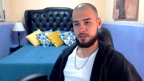 marcus_soler online show from September 29, 2025, 4:12 pm
