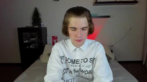 Snapshot of marcusjones1 chatting on December 17, 2024, 10:11 pm Marcus Jones online show from December 17, 2024, 10:11 pm