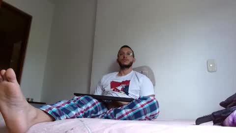   online show from November 4, 2025, 5:12 pm