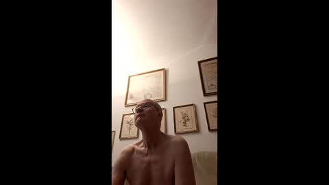 marginalie online show from April 11, 2026, 5:12 am