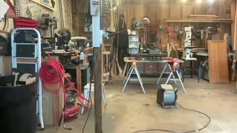 Elle online show from April 1, 2026, 2:36 pm