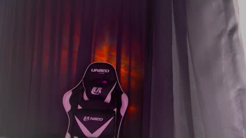 Snapshot of margoo_77 chatting on November 17, 2025, 5:02 am Margoo online show from November 17, 2025, 5:02 am