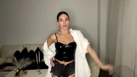 Snapshot of margotdeville chatting on September 11, 2025, 7:58 pm Margot online show from September 11, 2025, 7:58 pm
