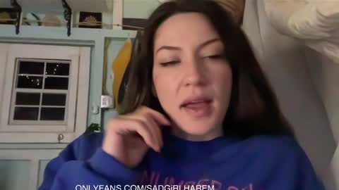 Mari online show from October 24, 2025, 9:28 am