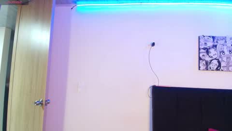 mari_mar69 online show from December 1, 2025, 10:42 am