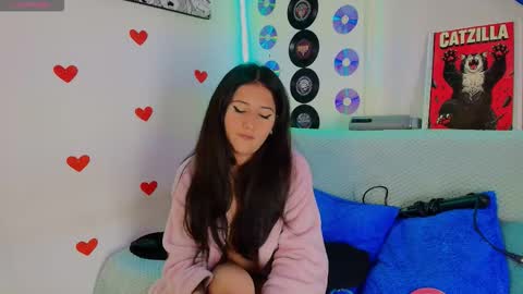 mari_mar69 online show from February 22, 2026, 11:42 am