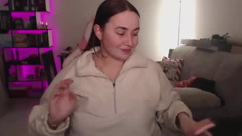 mari moore online show from December 19, 2025, 9:27 am