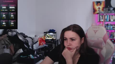 mari moore online show from June 1, 2026, 8:27 am