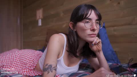 Snapshot of maria_alfonsina_ chatting on March 1, 2025, 5:05 pm Alfonsina online show from March 1, 2025, 5:05 pm