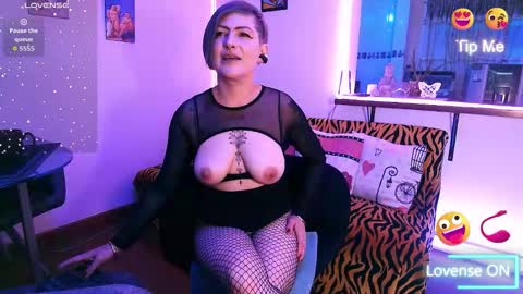 Maria fernanda online show from October 1, 2025, 8:37 pm