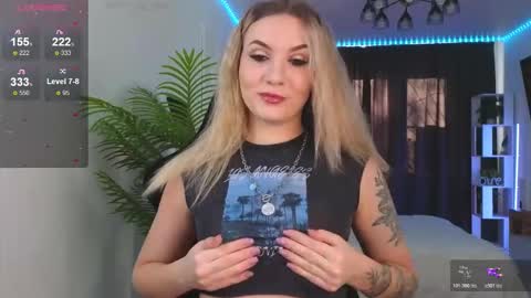 maria_shy_lii online show from November 17, 2025, 7:25 am