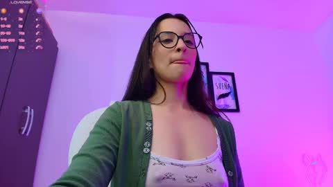 Leidy online show from February 19, 2025, 2:01 pm