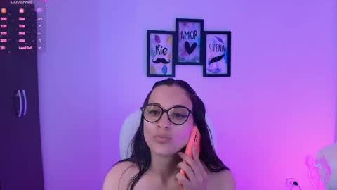 Leidy online show from February 28, 2025, 1:26 am