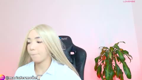 Maria Fer online show from February 15, 2026, 3:09 pm