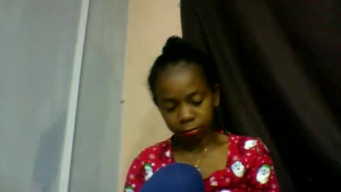 Snapshot of mariah642217 chatting on May 12, 2026, 5:15 am mariah642217 online show from May 12, 2026, 5:15 am