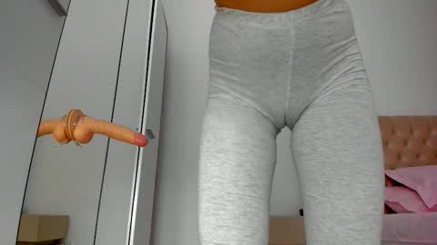 MariaLove online show from January 13, 2026, 5:51 pm