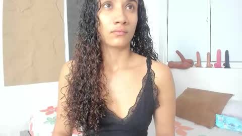 Snapshot of marian_rios chatting on January 17, 2026, 11:04 am Marian online show from January 17, 2026, 11:04 am