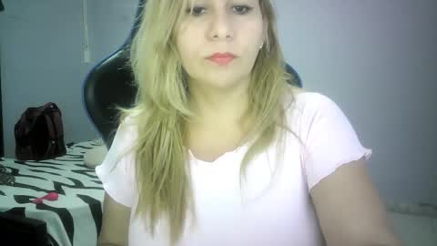 mariana995649 online show from October 29, 2025, 12:07 pm