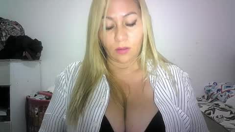 Snapshot of mariana995649 chatting on May 7, 2026, 3:06 pm mariana995649 online show from May 7, 2026, 3:06 pm