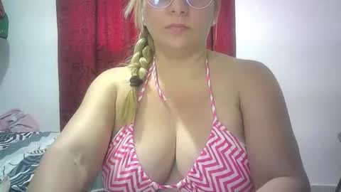 Snapshot of mariana995649 chatting on June 6, 2026, 2:55 pm mariana995649 online show from June 6, 2026, 2:55 pm
