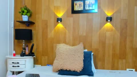 Mariana Angel online show from February 21, 2025, 10:37 pm