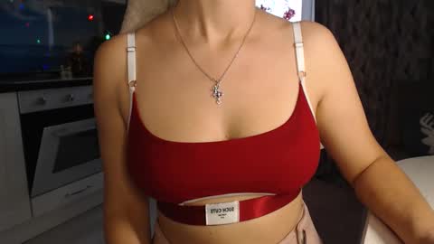 Snapshot of mariana_mur chatting on February 27, 2025, 9:54 am MarianaMur online show from February 27, 2025, 9:54 am