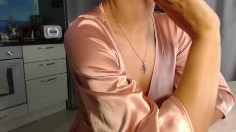 Snapshot of mariana_mur chatting on September 17, 2025, 5:42 am MarianaMur online show from September 17, 2025, 5:42 am