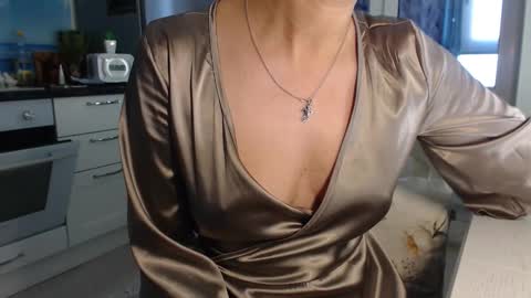 Snapshot of mariana_mur chatting on September 25, 2025, 6:39 am MarianaMur online show from September 25, 2025, 6:39 am