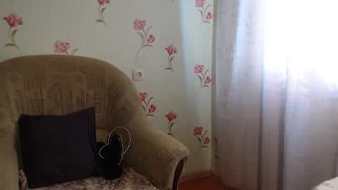 Snapshot of mariana_mur chatting on April 15, 2026, 5:14 am MarianaMur online show from April 15, 2026, 5:14 am