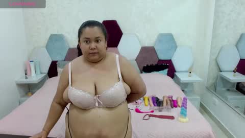 Snapshot of marianabbw_ chatting on February 10, 2025, 9:58 pm mariana online show from February 10, 2025, 9:58 pm