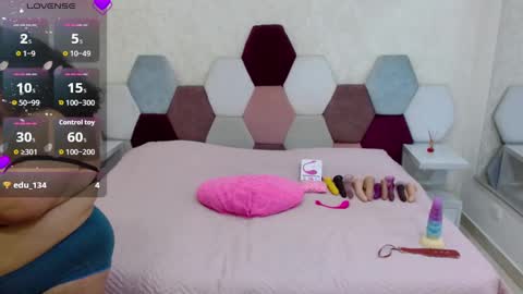 Snapshot of marianabbw_ chatting on September 29, 2025, 4:12 pm mariana online show from September 29, 2025, 4:12 pm