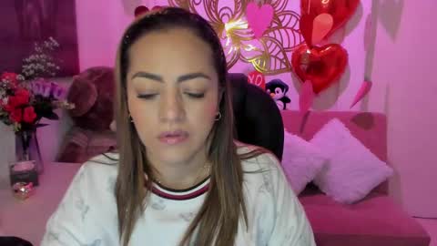 Mariana Lopez online show from February 17, 2025, 12:10 am