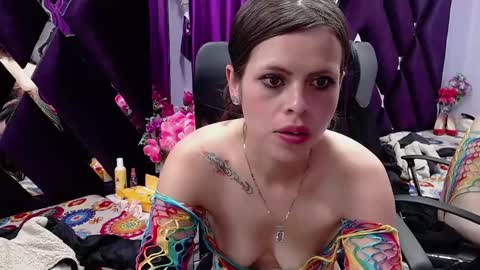 MarianaThomsop online show from December 12, 2024, 10:13 am