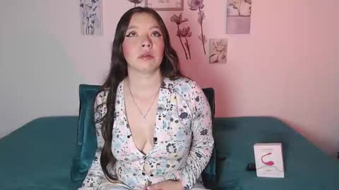 Mariana online show from March 6, 2025, 5:35 am