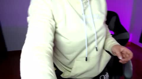 Mariana online show from October 1, 2025, 7:31 pm