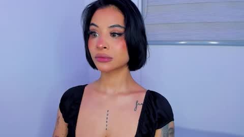 Snapshot of marianne__ chatting on February 3, 2026, 6:22 am M A R I A N E online show from February 3, 2026, 6:22 am