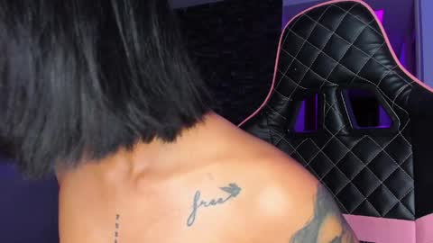 Snapshot of marianne__ chatting on April 12, 2026, 5:01 am M A R I A N E online show from April 12, 2026, 5:01 am