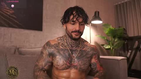 Snapshot of mariano_costa chatting on February 17, 2026, 1:46 am Mariano Costa online show from February 17, 2026, 1:46 am